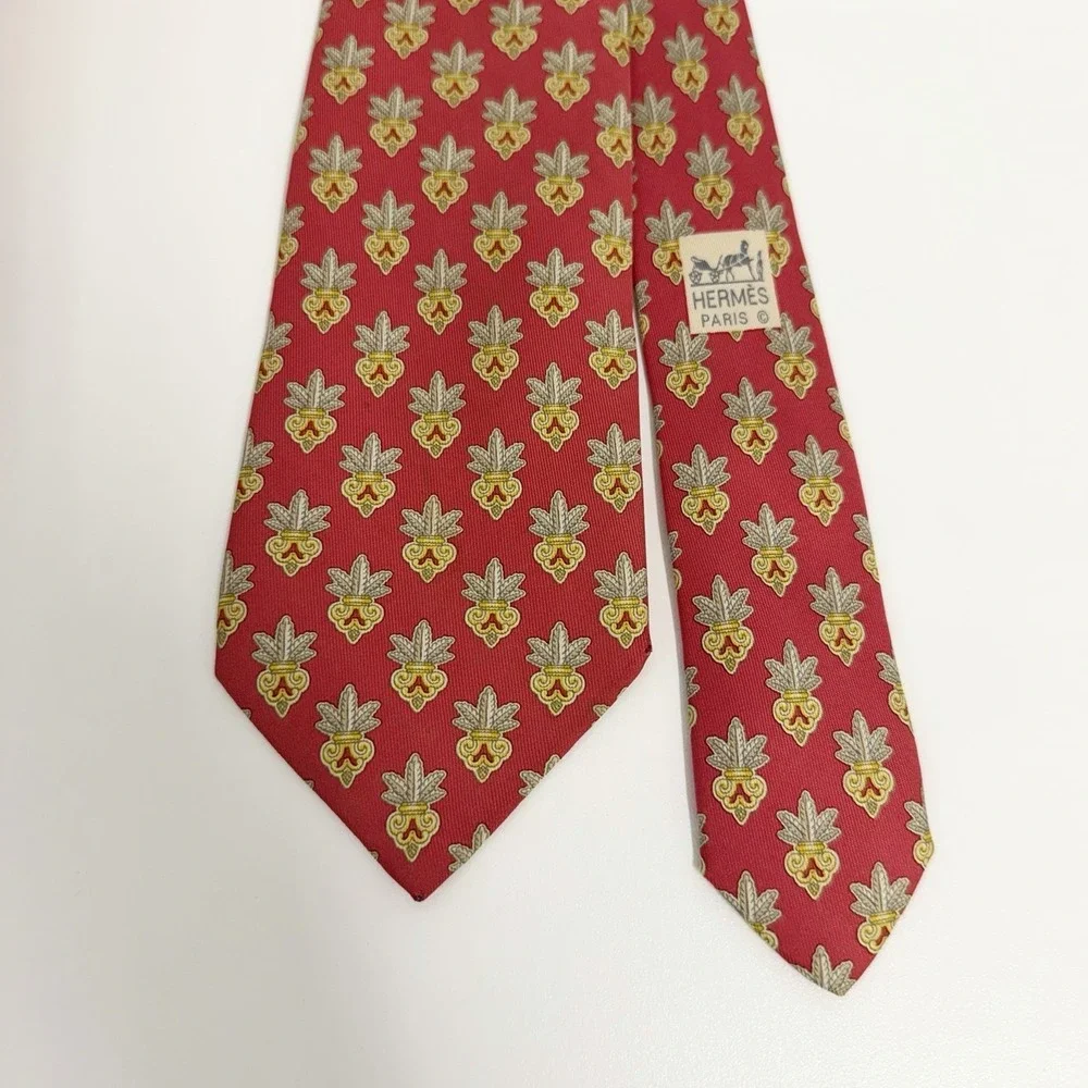 Hermes Men's Tie Floral Plant Vase Red/Green/Gold Silk 7399 PA 3.25